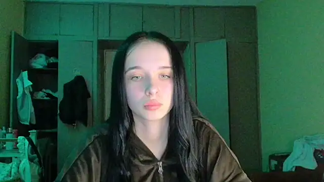 Emilia Light online show from 03/08/26, 04:11