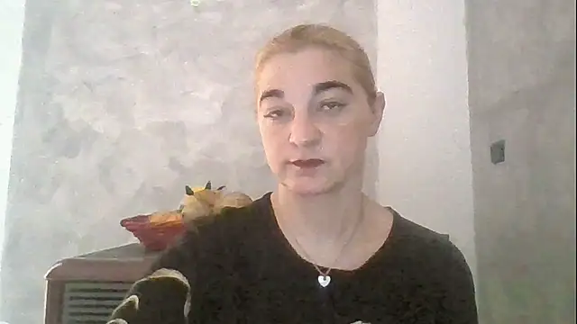 GoldenAngelMilf online show from 04/22/26, 12:50