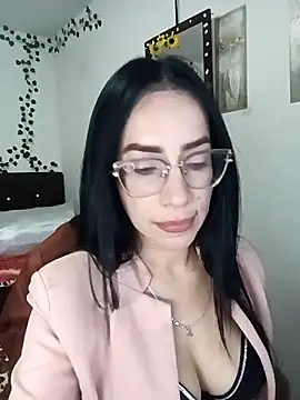 YaraDuartee online show from 02/09/26, 11:53