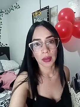 YaraDuartee online show from 02/21/26, 12:11