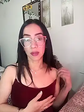 YaraDuartee online show from 03/04/26, 09:54