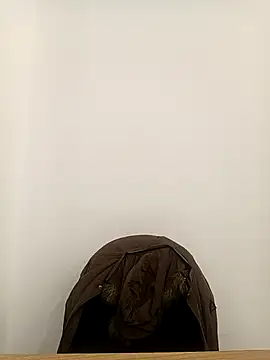 VANESSA  01 online show from 11/28/25, 12:19