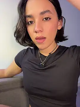 Capricho 01 online show from 04/21/26, 06:23