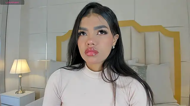 NaylaGrey online show from 11/20/25, 12:38