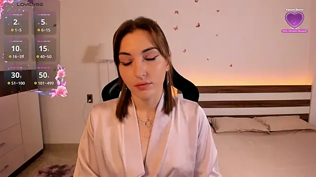 AmyVilvet  online show from 10/21/25, 09:26