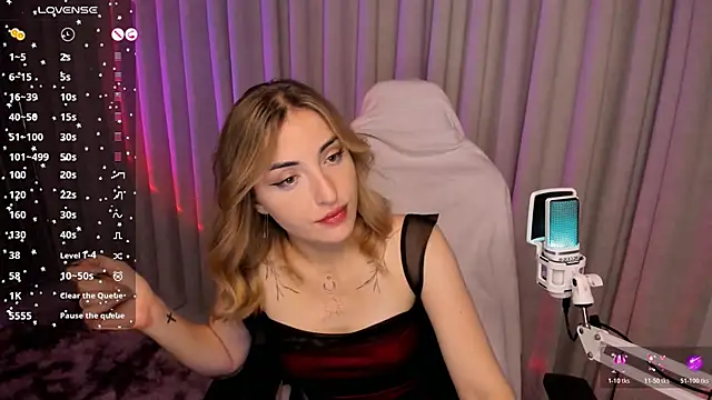 AmyVilvet  online show from 02/14/26, 11:12