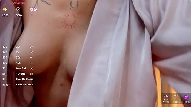 AmyVilvet  online show from 04/05/26, 10:40