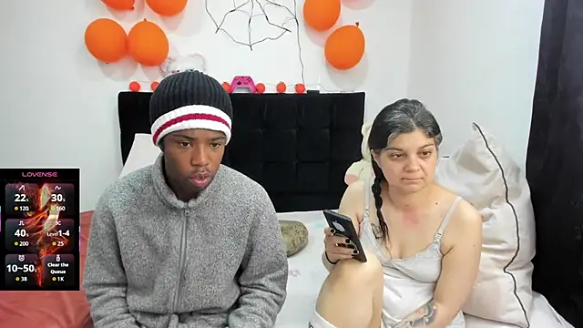 Yin yang hot online show from 10/31/25, 10:38