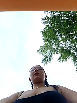 young dairy01 online show from 10/08/25, 12:36