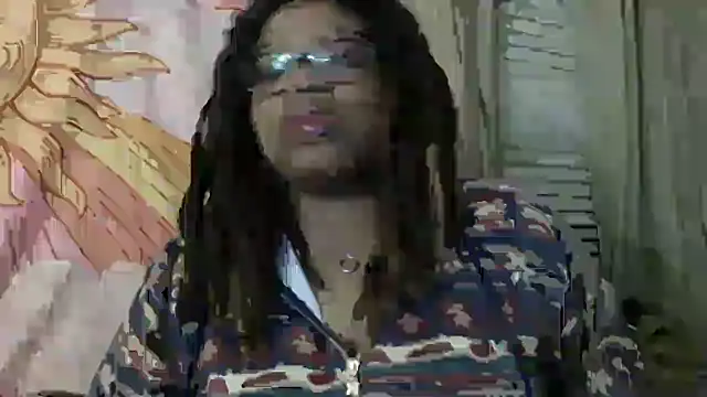 Snapshot of GoddessHoney55 chatting on 10/21/25, 11:05 GoddessHoney55 online show from 10/21/25, 11:05