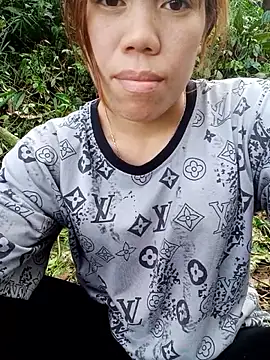 nhinhi-sexy online show from 10/28/25, 05:33