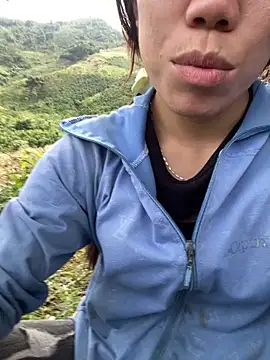 nhinhi-sexy online show from 11/14/25, 05:39