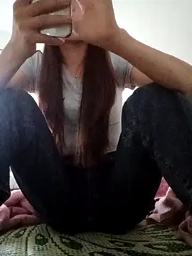 nhinhi-sexy online show from 11/17/25, 09:04