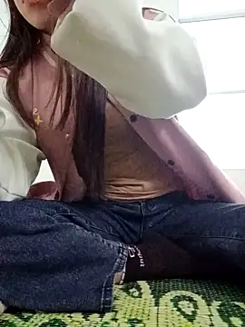 nhinhi-sexy online show from 11/19/25, 11:49