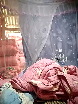 buddy-sexy online show from 10/17/25, 01:42