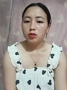 Snapshot of buddy-sexy chatting on 06/25/26, 01:48 buddy-sexy online show from 06/25/26, 01:48