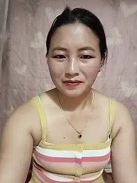 Snapshot of buddy-sexy chatting on 06/27/26, 01:28 buddy-sexy online show from 06/27/26, 01:28