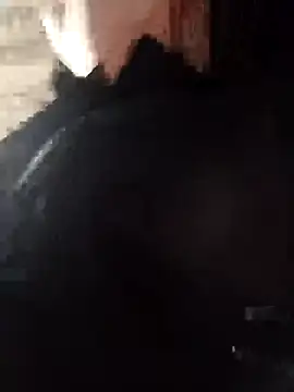 bree-zz online show from 11/29/25, 10:46