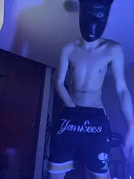 zamir333 online show from 11/12/25, 09:32