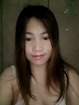 min-xinh online show from 10/11/25, 06:28