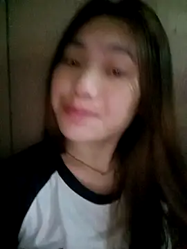 min-xinh online show from 10/15/25, 08:53