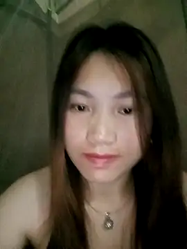 min-xinh online show from 10/26/25, 08:04