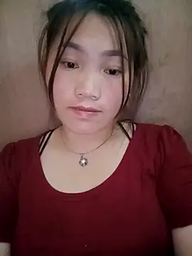 min-xinh online show from 10/28/25, 06:39