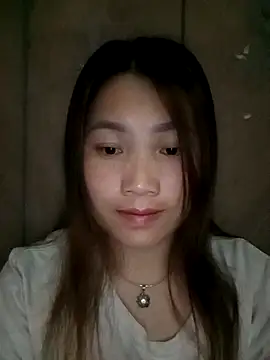 min-xinh online show from 11/06/25, 03:02