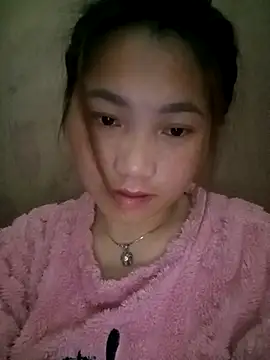 min-xinh online show from 12/17/25, 09:43