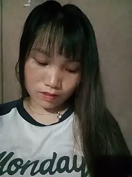 Snapshot of min-xinh chatting on 06/21/26, 01:35 min-xinh online show from 06/21/26, 01:35