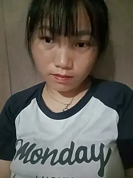 Snapshot of min-xinh chatting on 07/06/26, 08:33 min-xinh online show from 07/06/26, 08:33