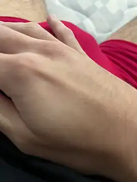 Snapshot of AlbertoRuiz086 chatting on 02/24/26, 07:23 AlbertoRuiz086 online show from 02/24/26, 07:23