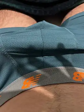 Snapshot of AlbertoRuiz086 chatting on 03/06/26, 04:47 AlbertoRuiz086 online show from 03/06/26, 04:47