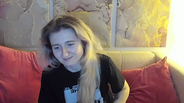 CamillaDreamer online show from 04/17/26, 05:16