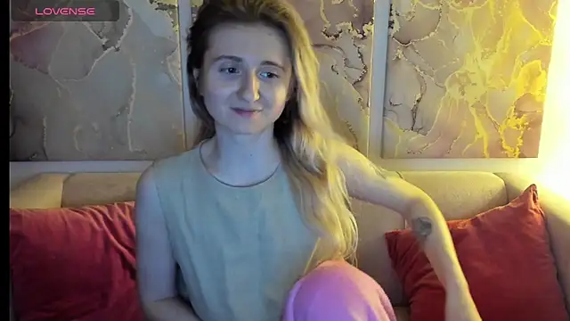 CamillaDreamer online show from 04/20/26, 06:16