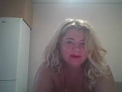 HurricaneCathrine online show from 09/30/25, 08:19