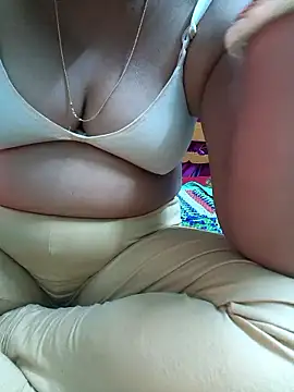 Desi Lilly01 online show from 01/07/26, 05:37