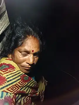 Snapshot of Rs_sonam chatting on 07/19/26, 11:19 Rs sonam online show from 07/19/26, 11:19