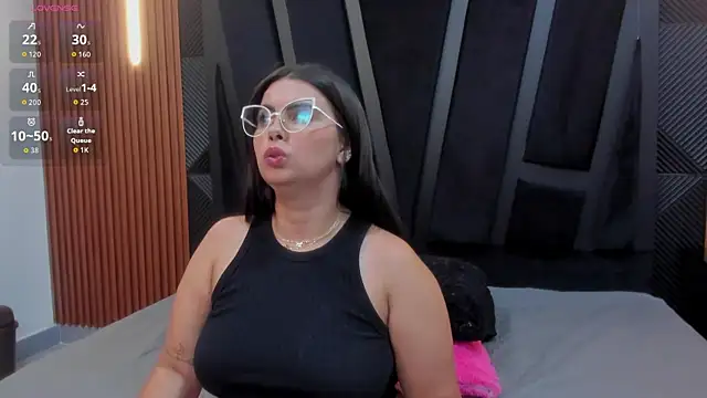 Valka Ross online show from 12/17/25, 11:33