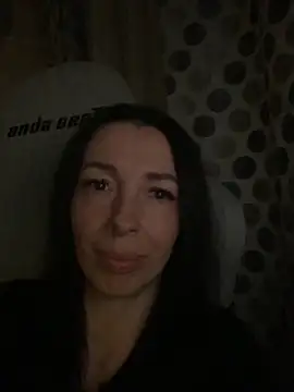 ViollaXlove online show from 10/14/25, 04:52