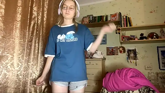 xX Looola Xx online show from 10/04/25, 05:44