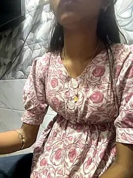 Nencycute1 online show from 10/03/25, 06:38