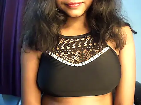 PAYARI PURVI online show from 11/19/25, 03:34