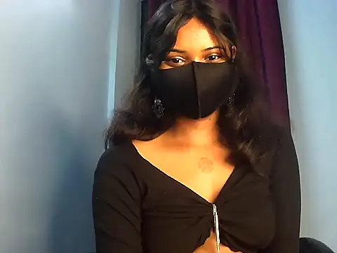 PAYARI PURVI online show from 12/15/25, 11:03