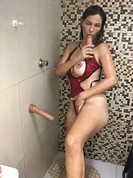 AlinemariaX online show from 10/12/25, 06:51