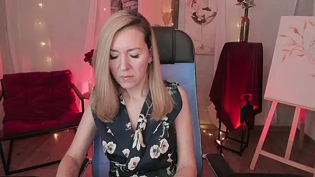 DonnaSmitth online show from 03/18/26, 06:33