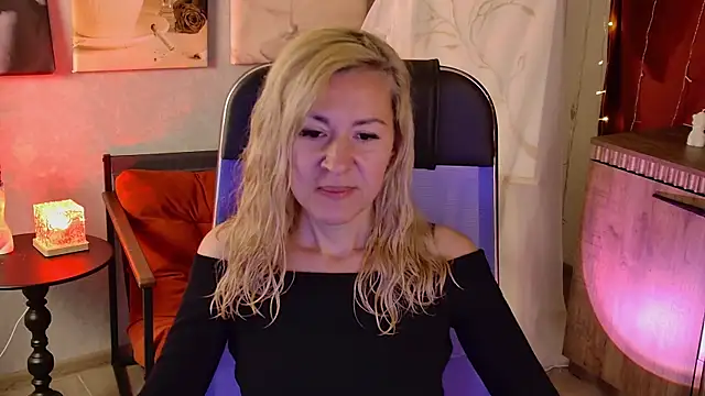 DonnaSmitth online show from 07/01/26, 06:40