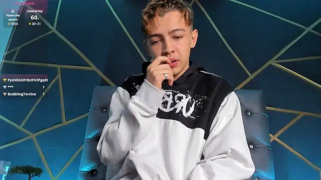 Lian Miller1  online show from 02/10/26, 12:20