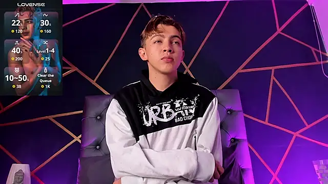 Lian Miller1  online show from 04/06/26, 12:28