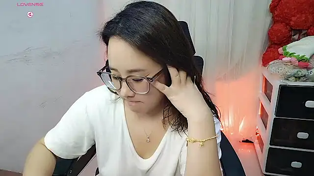 NEWONETO online show from 10/14/25, 10:49